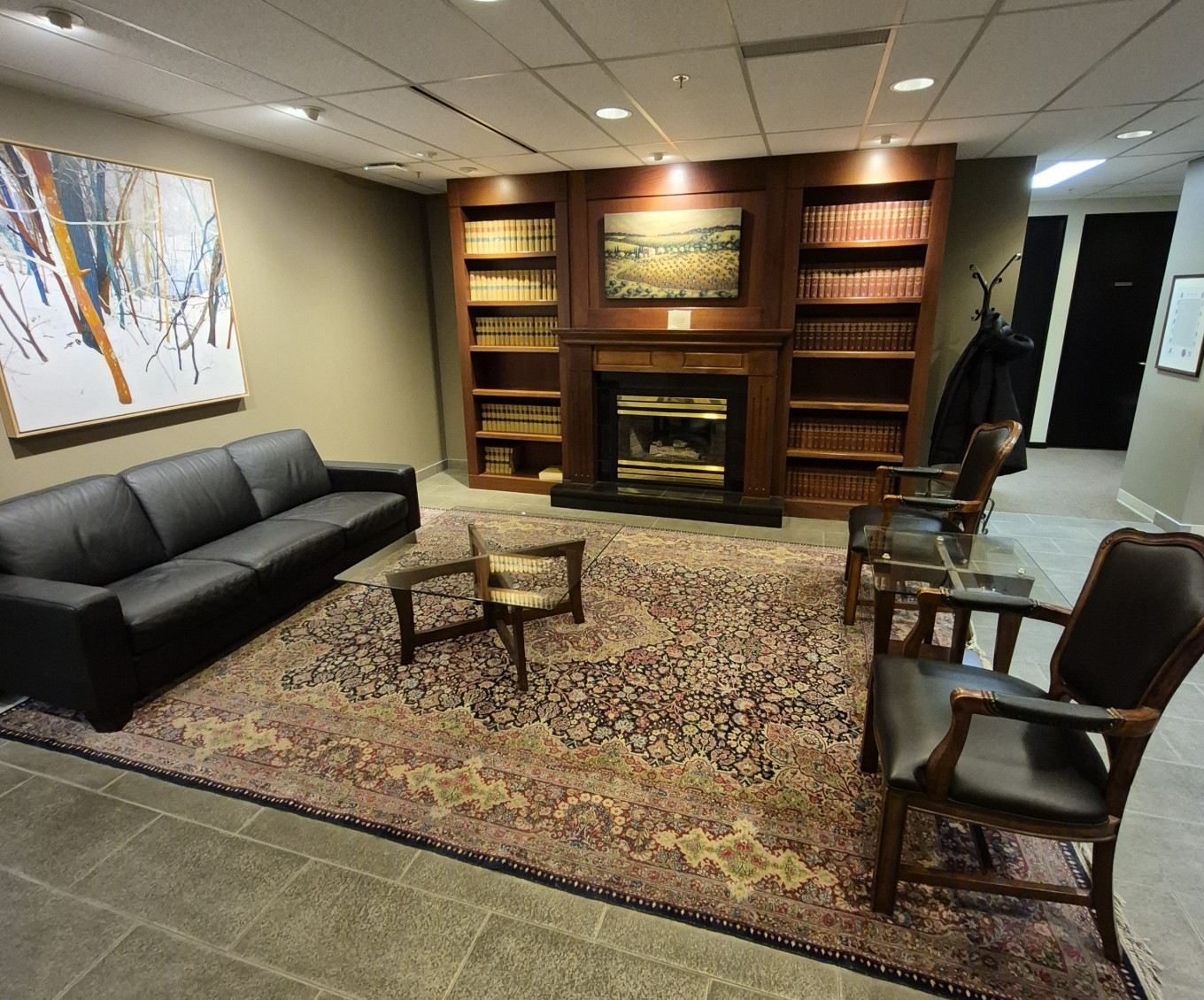 Top floor with four corner roof decks